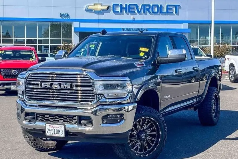 2022 Ram 2500 Laramie photo 1