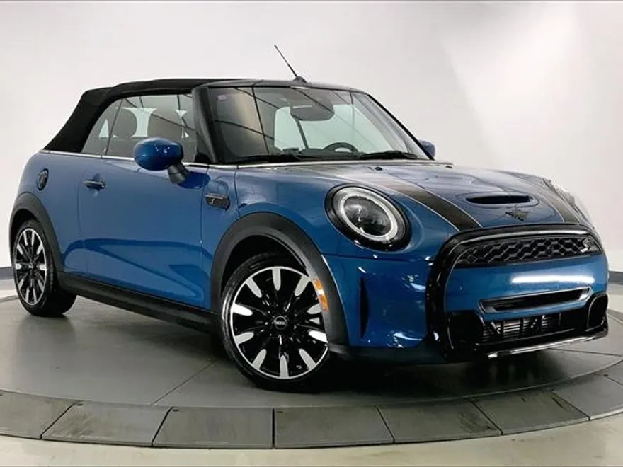 2023 Mini Cooper Convertible Signature photo 1