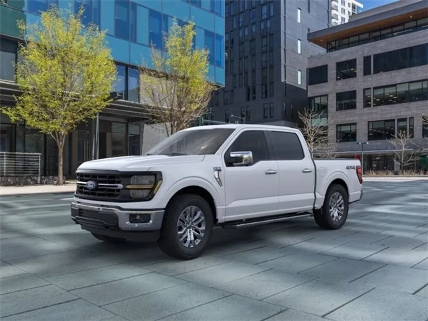 2025 Ford F-150 XLT photo 1