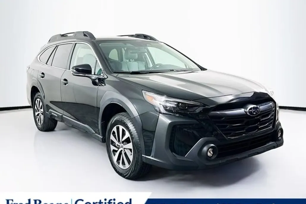 2024 Subaru Outback Premium photo 1