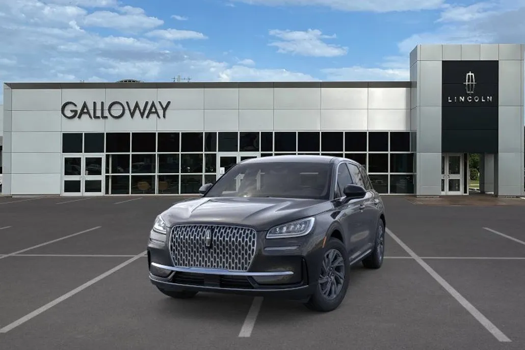 2025 Lincoln Corsair Premiere photo 1