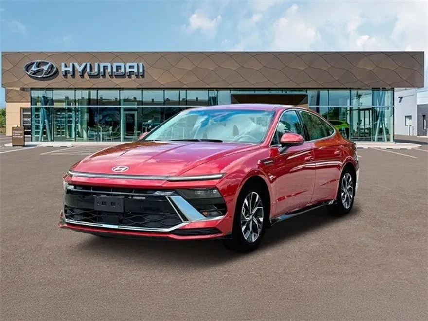 2024 Hyundai Sonata SEL photo 1