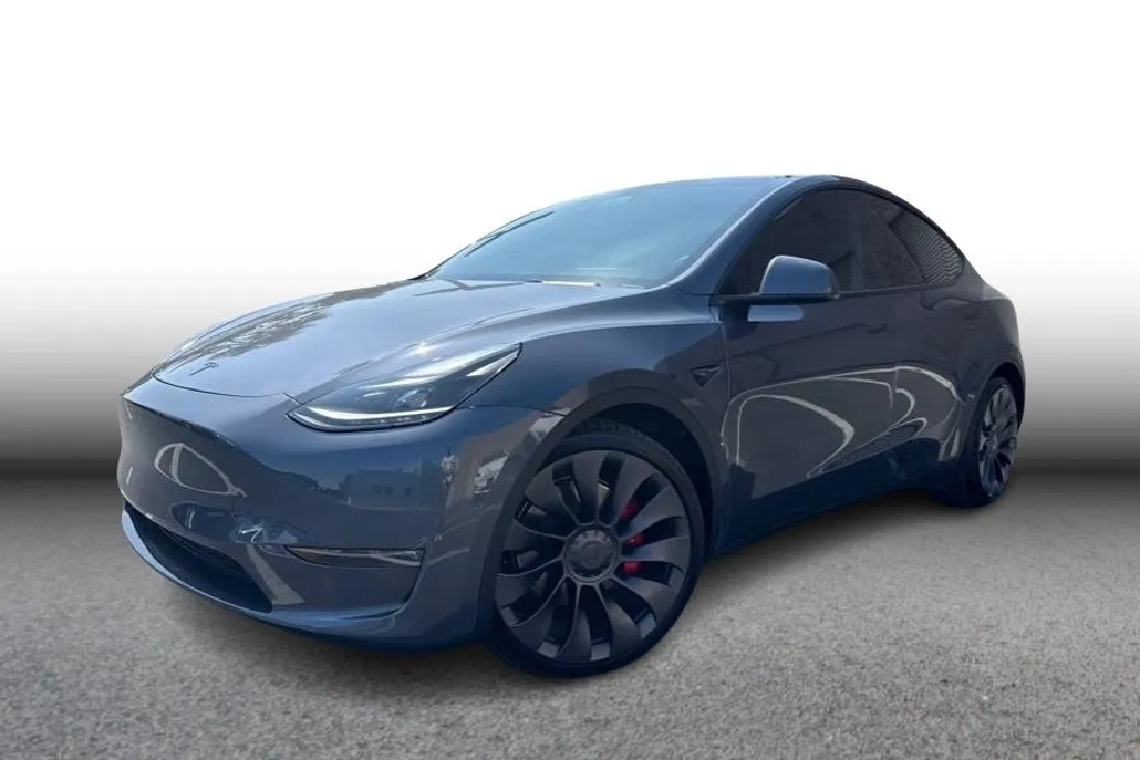 2023 Tesla Model Y Performance photo 1