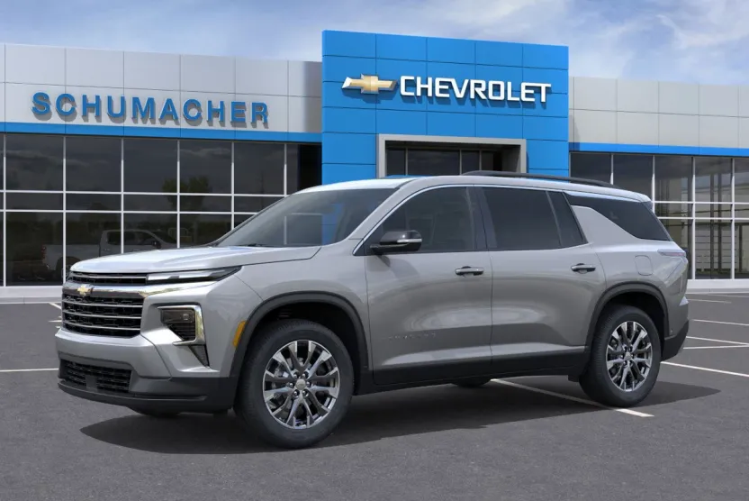 2025 Chevrolet Traverse photo 1