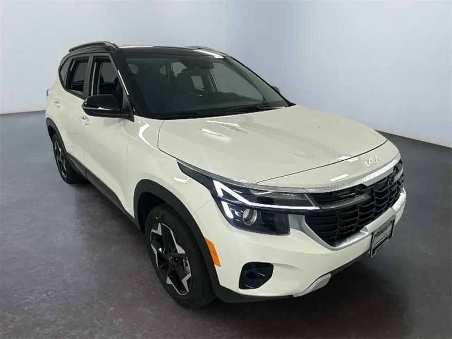 2026 Kia Seltos S photo 1