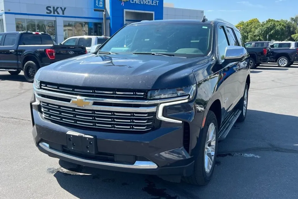 2022 Chevrolet Tahoe Premier photo 1