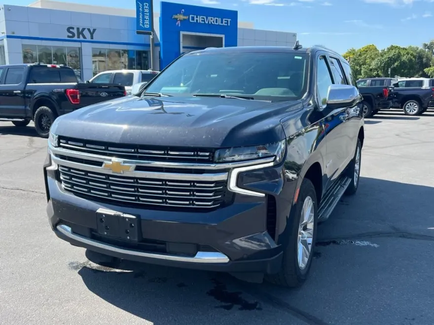 2022 Chevrolet Tahoe Premier photo 1