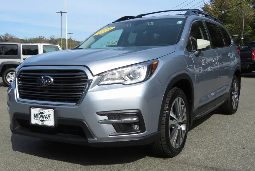 2022 Subaru Ascent Limited photo 1