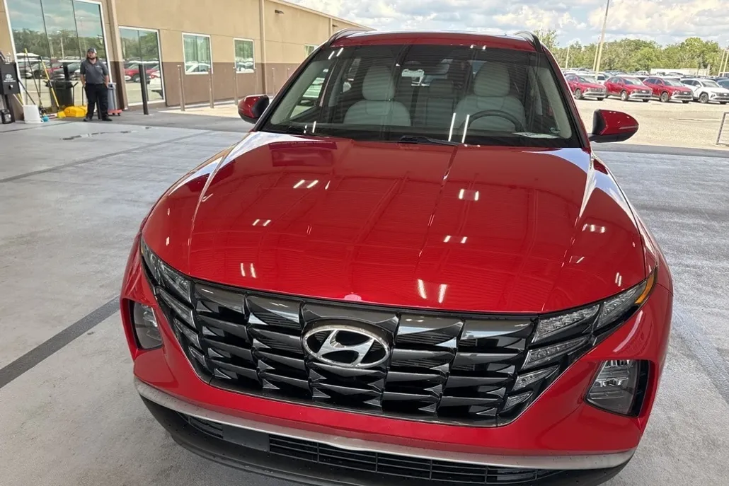 2023 Hyundai Tucson SEL Convenience photo 1