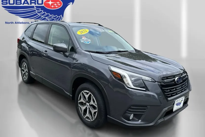 2022 Subaru Forester Premium photo 1