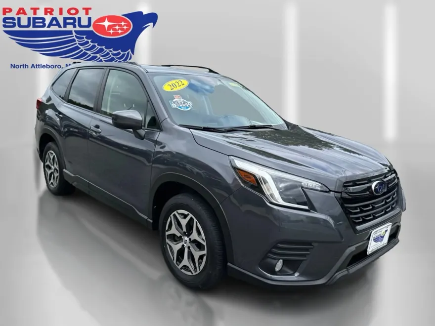 2022 Subaru Forester Premium photo 1