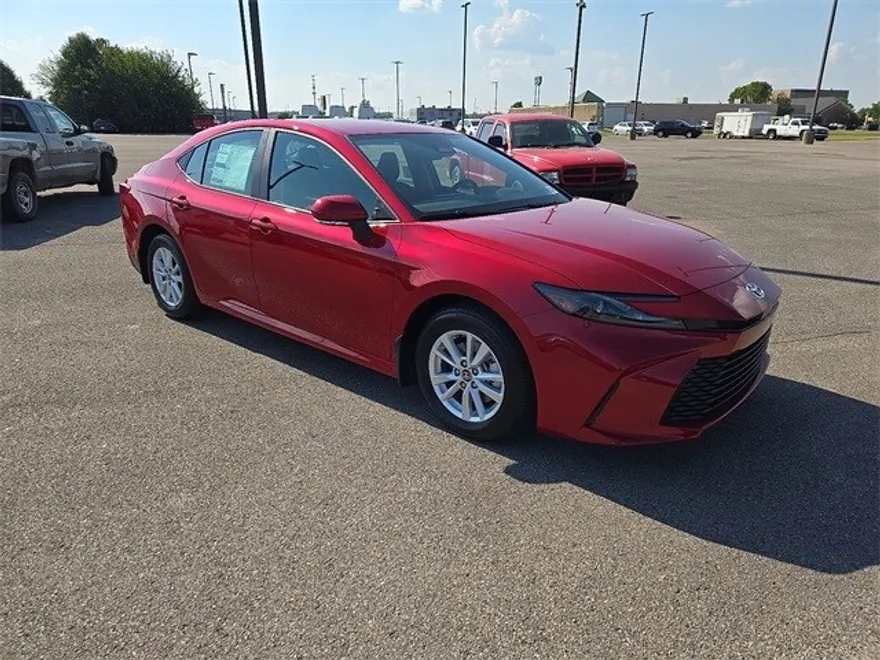 2026 Toyota Camry LE photo 1