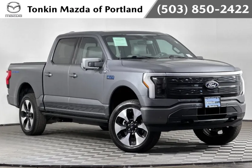2024 Ford F-150 Lightning Platinum photo 1