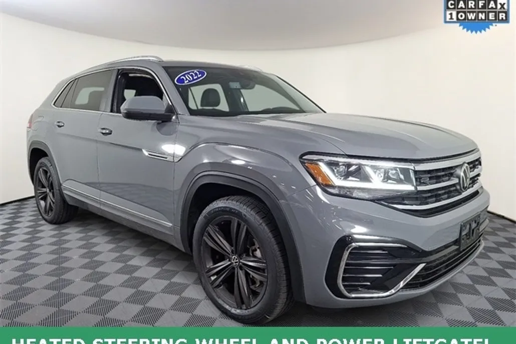 2022 Volkswagen Atlas Cross Sport SEL R-Line photo 1