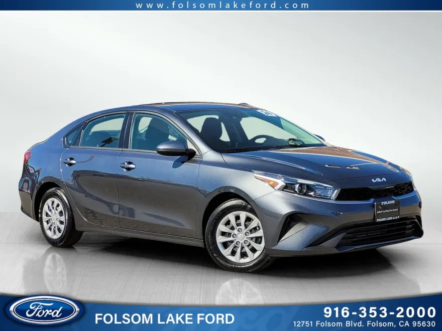 2024 Kia Forte LX photo 1