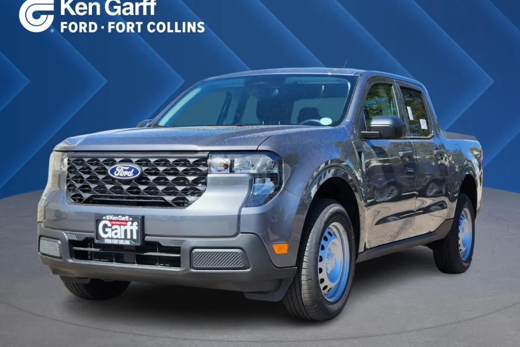 2025 Ford Maverick XL photo 1