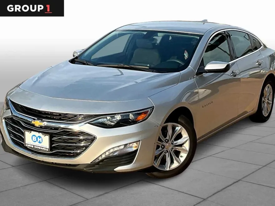 2021 Chevrolet Malibu 1LT photo 1