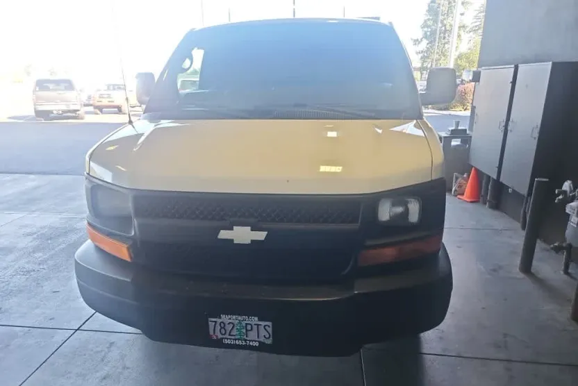 2011 Chevrolet Express Base photo 1