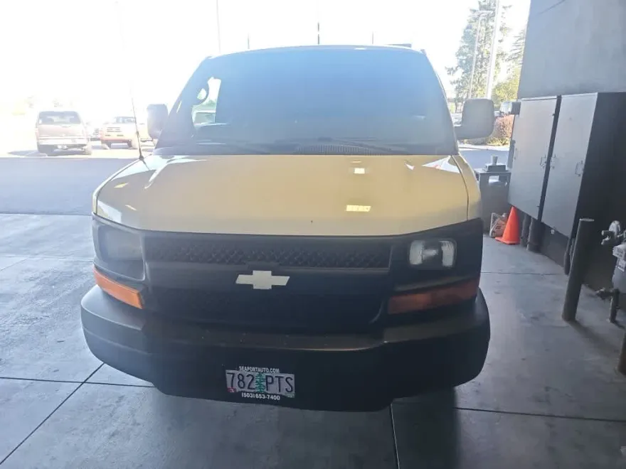 2011 Chevrolet Express Base photo 1