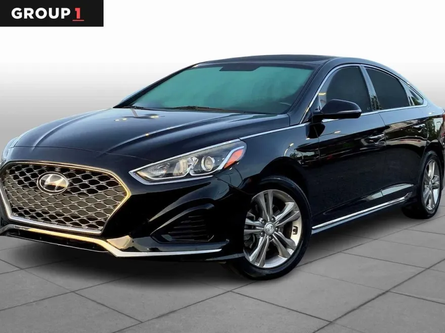 2018 Hyundai Sonata Sport photo 1