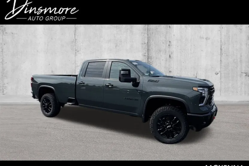 2026 Chevrolet Silverado 3500HD LT photo 1