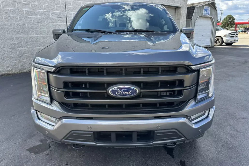2023 Ford F-150 Lariat photo 1