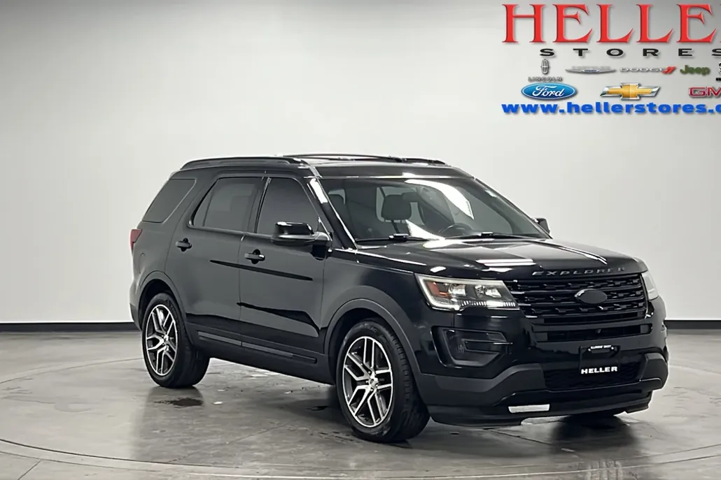 2017 Ford Explorer Sport photo 1