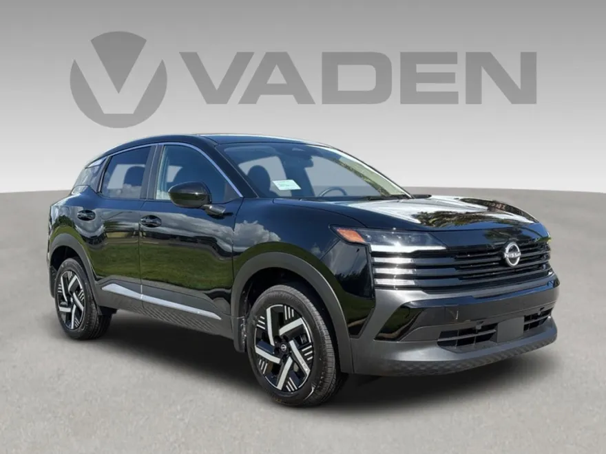 2025 Nissan Kicks SV photo 1