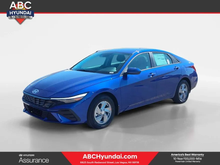 2025 Hyundai Elantra SE photo 1