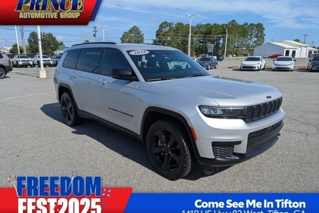 2021 Jeep Grand Cherokee Altitude photo 1