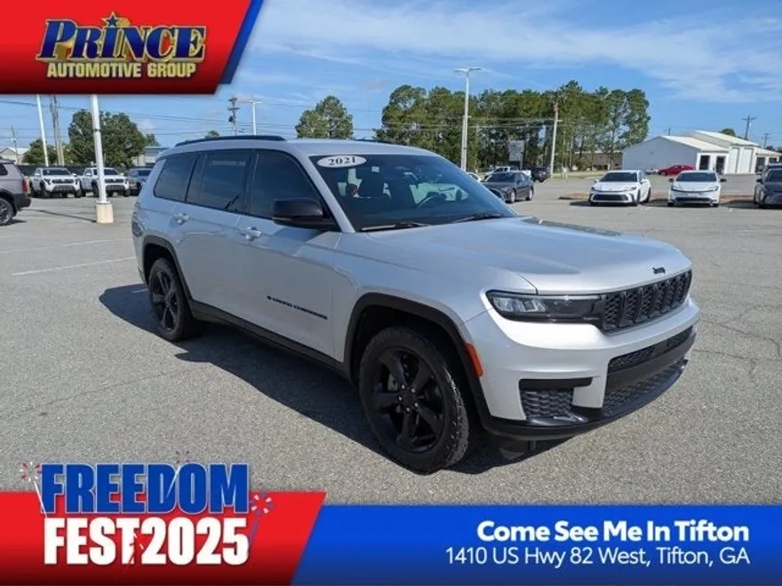 2021 Jeep Grand Cherokee Altitude photo 1