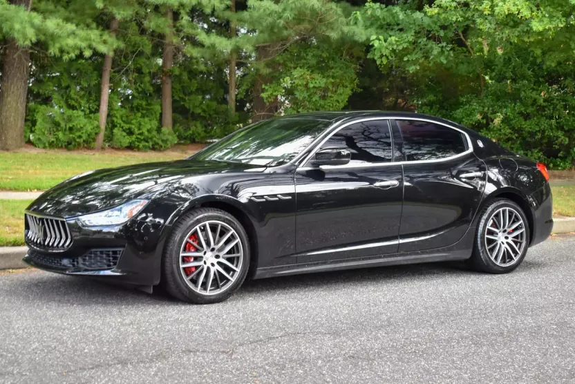 2019 Maserati Ghibli S Q4 photo 1