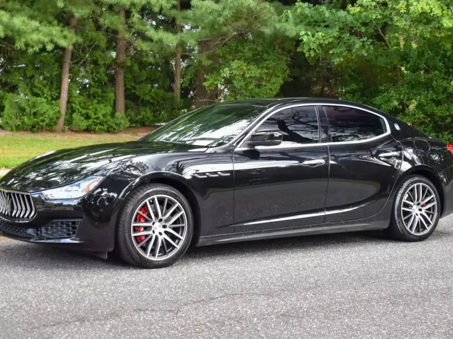 2019 Maserati Ghibli S Q4 photo 1