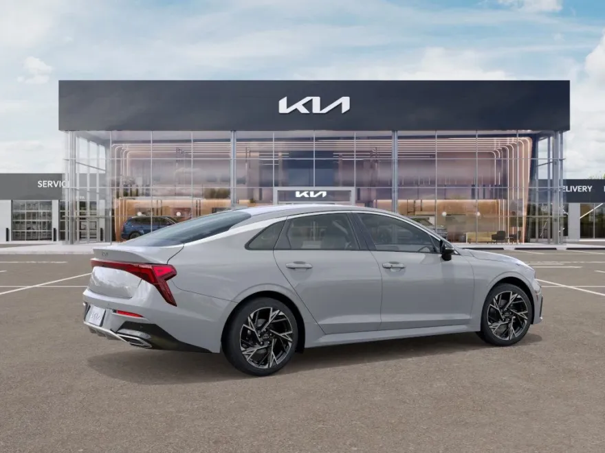 2026 Kia K5 GT-Line photo 1