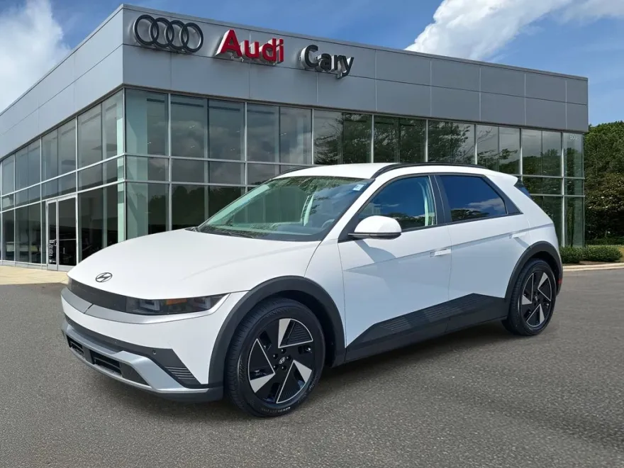 2025 Hyundai Ioniq 5 SEL photo 1