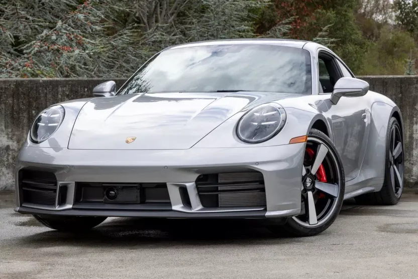2025 Porsche 911 S photo 1