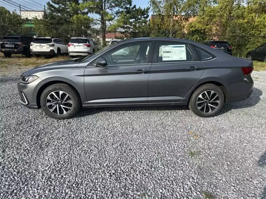 2025 Volkswagen Jetta 1.5T S photo 1