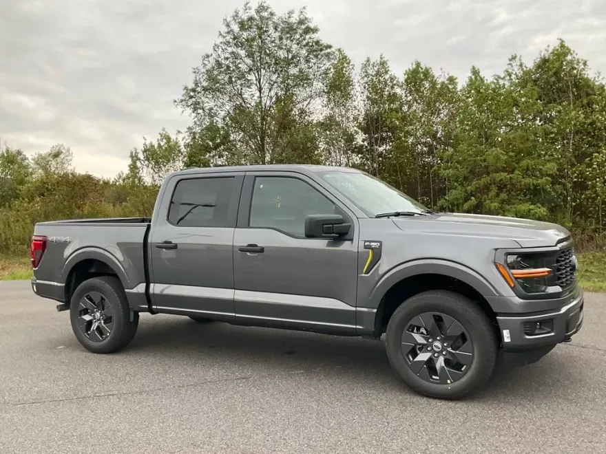 2025 Ford F-150 STX photo 1
