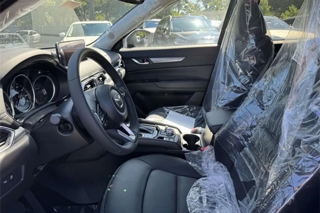 2025 Mazda CX-5 2.5 S Preferred photo 1