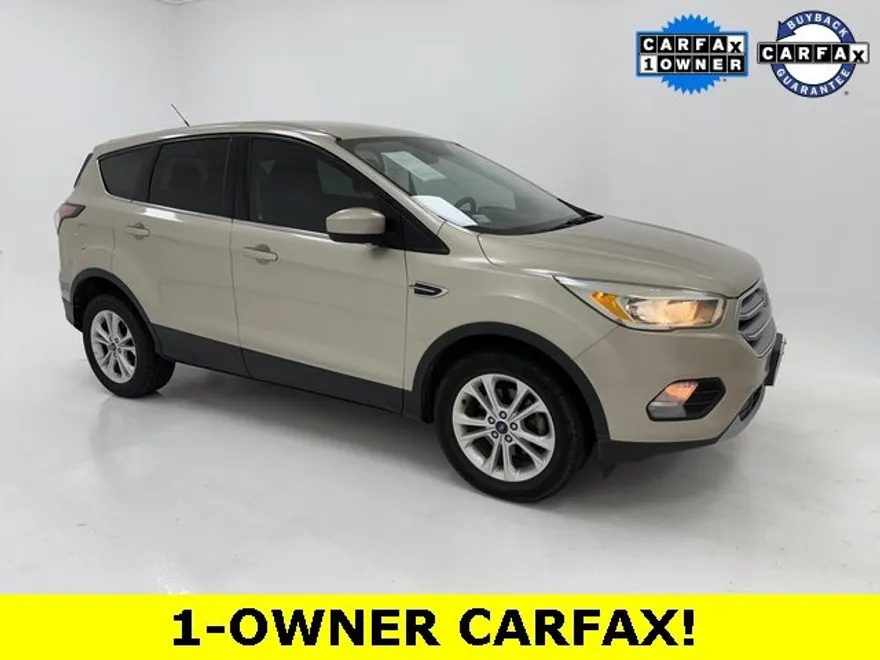 2017 Ford Escape SE photo 1