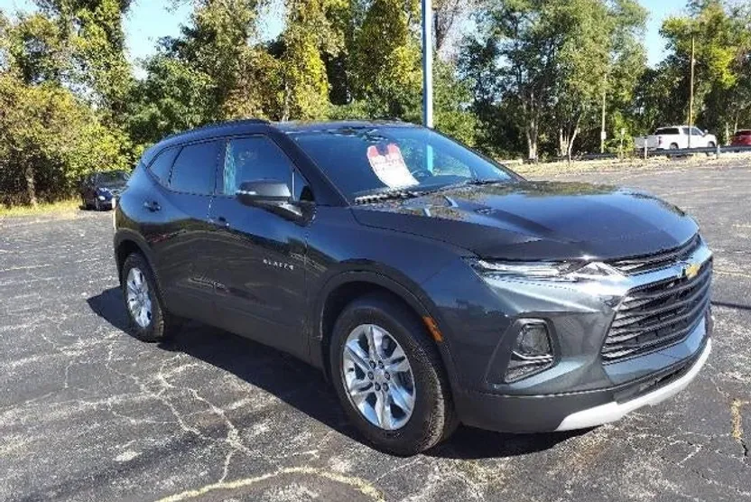2019 Chevrolet Blazer Base photo 1