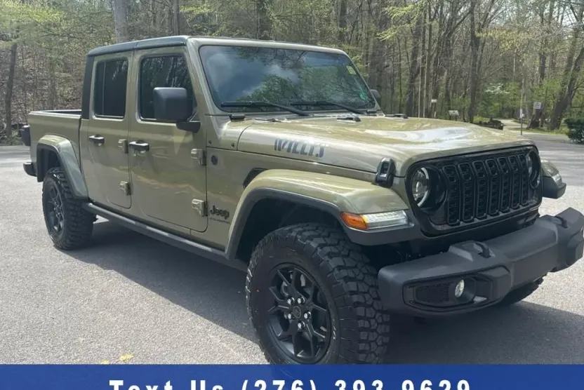 2025 Jeep Gladiator Willys photo 1