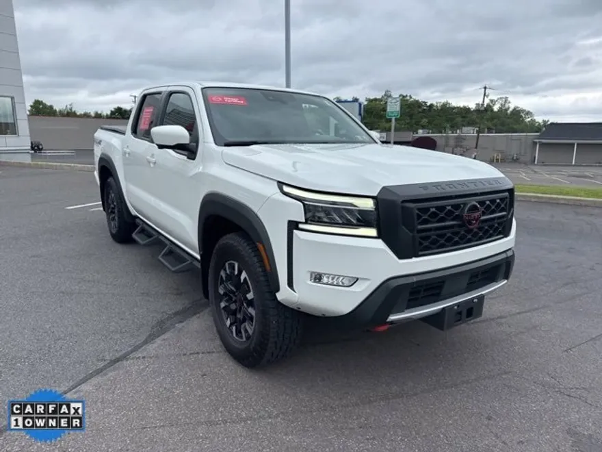 2023 Nissan Frontier Crew Cab PRO-4X photo 1