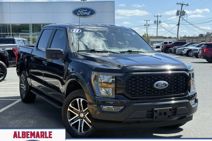 2023 Ford F-150 XL photo 1