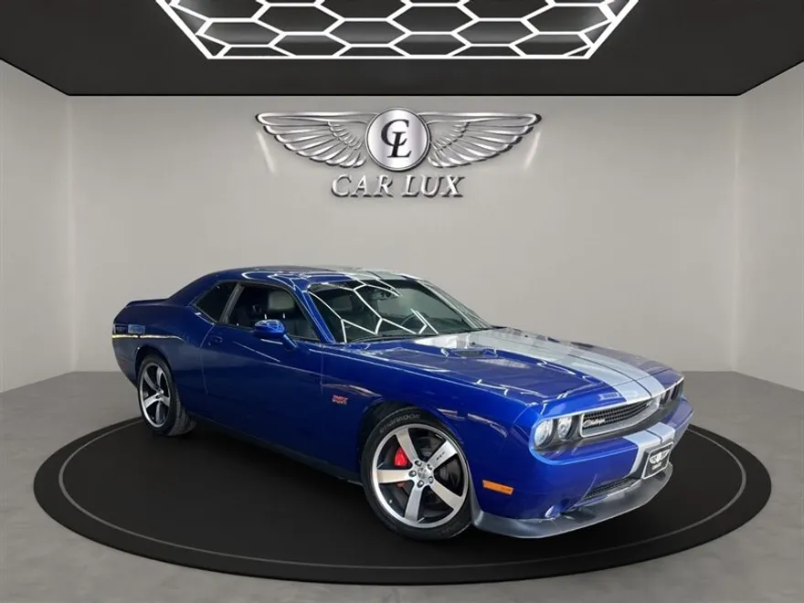 2012 Dodge Challenger SRT8 392 photo 1