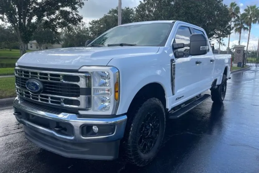 2024 Ford F-250 photo 1