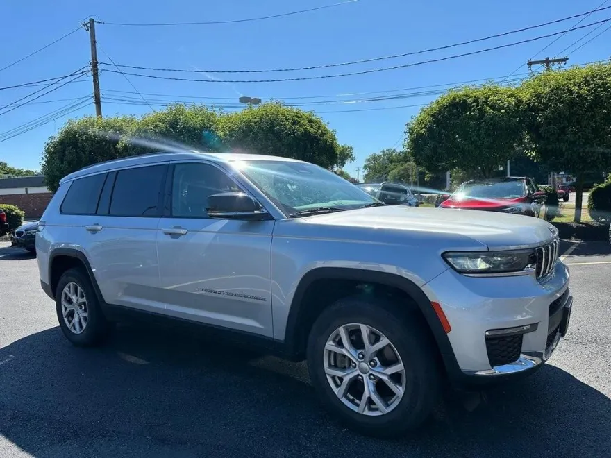 2021 Jeep Grand Cherokee Limited photo 1