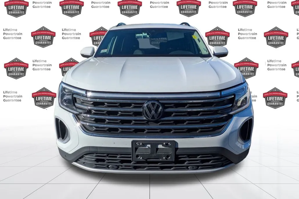 2024 Volkswagen Atlas SE Technology photo 1