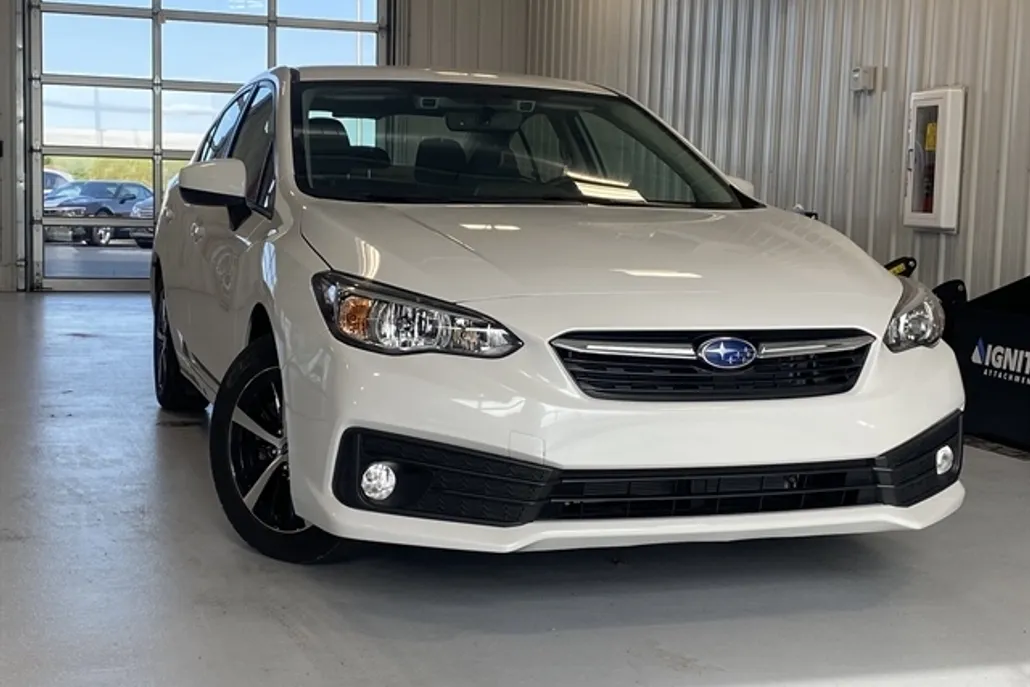2020 Subaru Impreza Premium photo 1