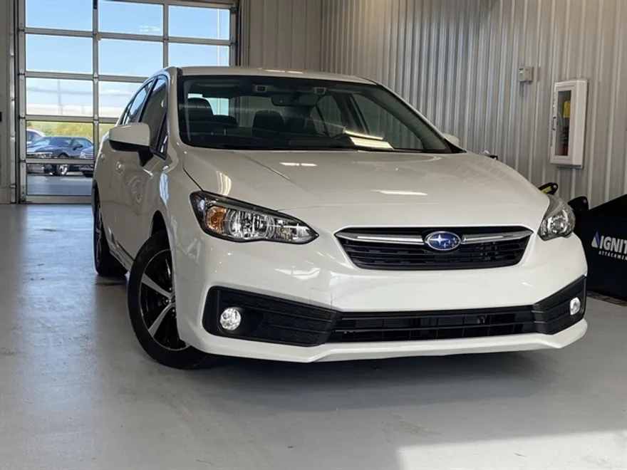 2020 Subaru Impreza Premium photo 1